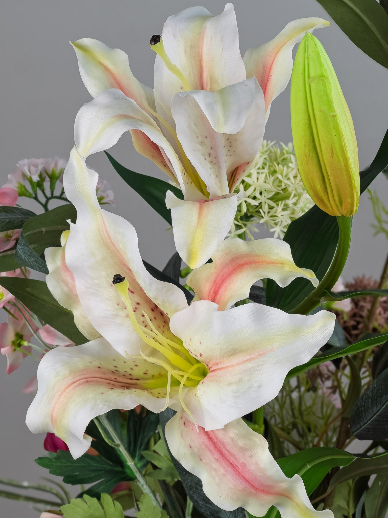 Zijden boeket Pronkstuk Lili - Pluk! Zijden Bloemen